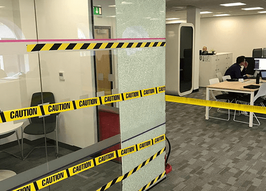 glass door partitions