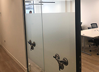 glass door partition and screen