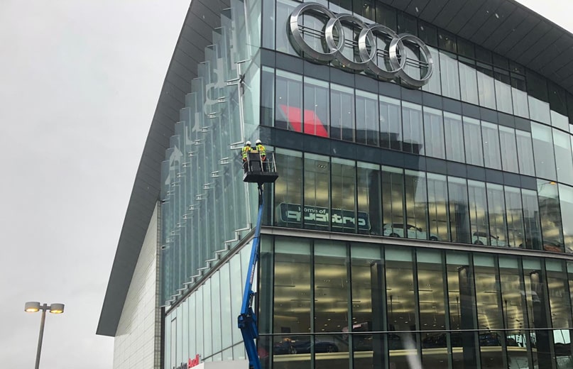 commercial glazing service